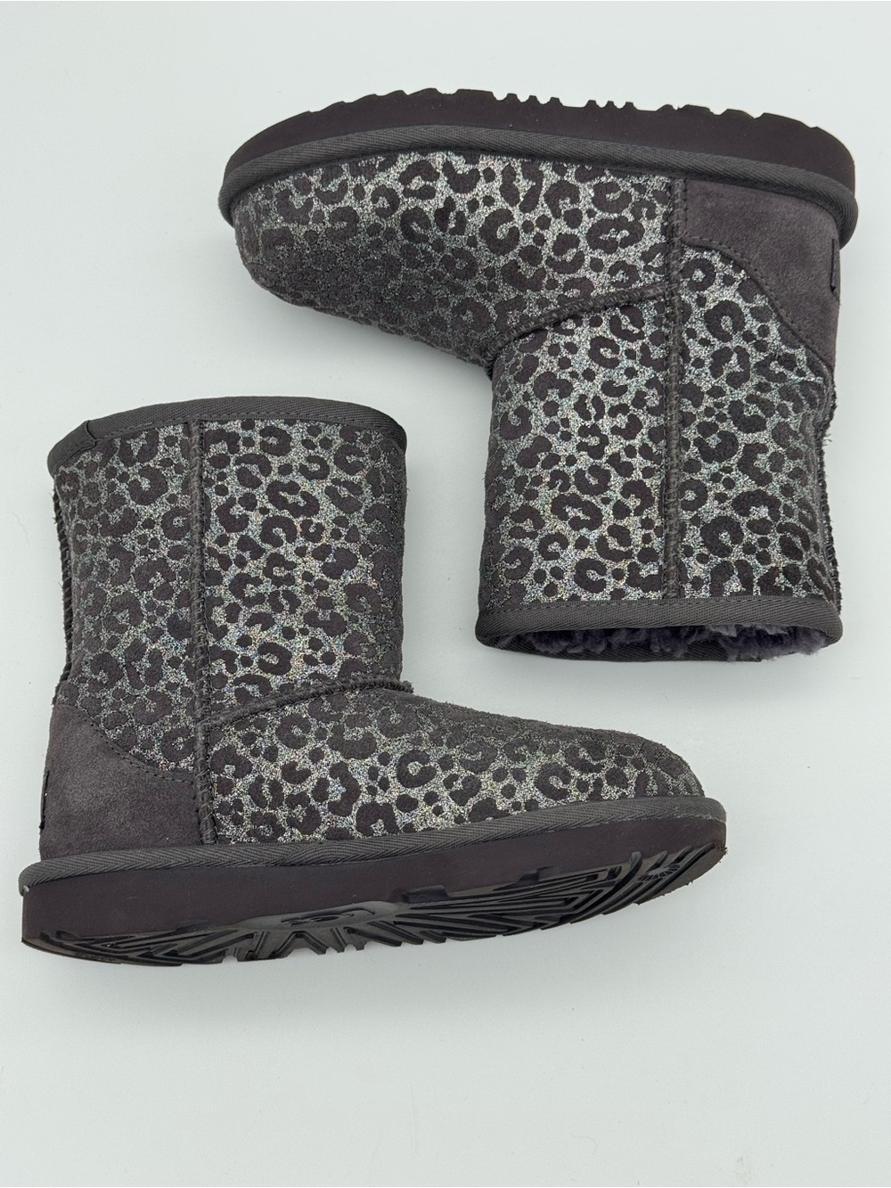 UGG Classic II Glitter Leopard winter boots girls size 13 leather shearling kids - Picture 4 of 11
